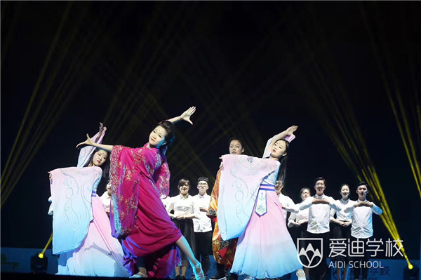 北京愛迪學校與太陽同行音樂會在北京保利劇院隆重舉行