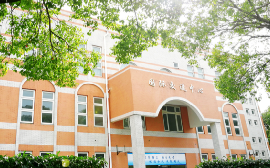上海成才日本高中學(xué)費、課程設(shè)置