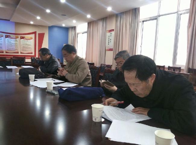 領(lǐng)略名家風采 鼓足學習干勁