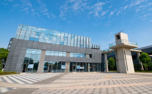 上海林國榮學校
