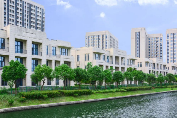 上海高藤致遠創新學校