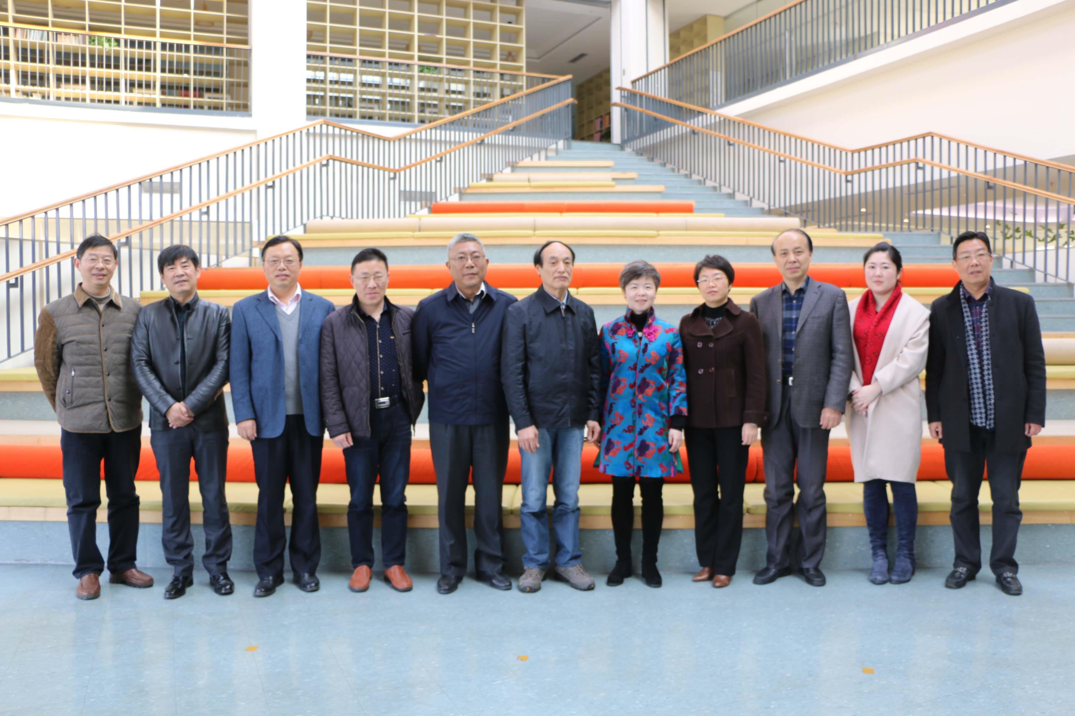 江蘇省督政團來無錫市協和雙語國際學校督導